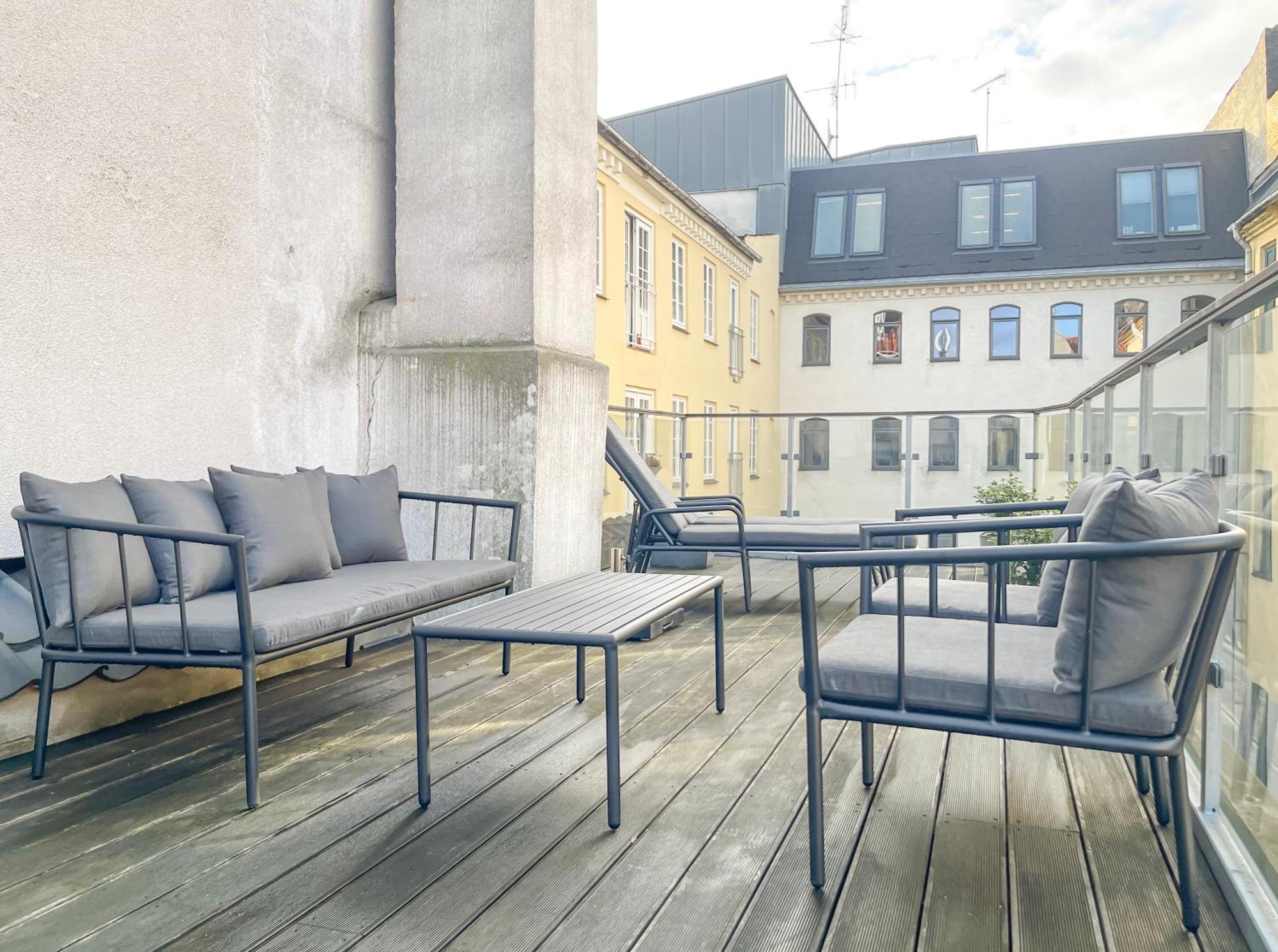 Big 4 Bedroom Flat With Bathtub By Cph Hall Square Lejlighed *