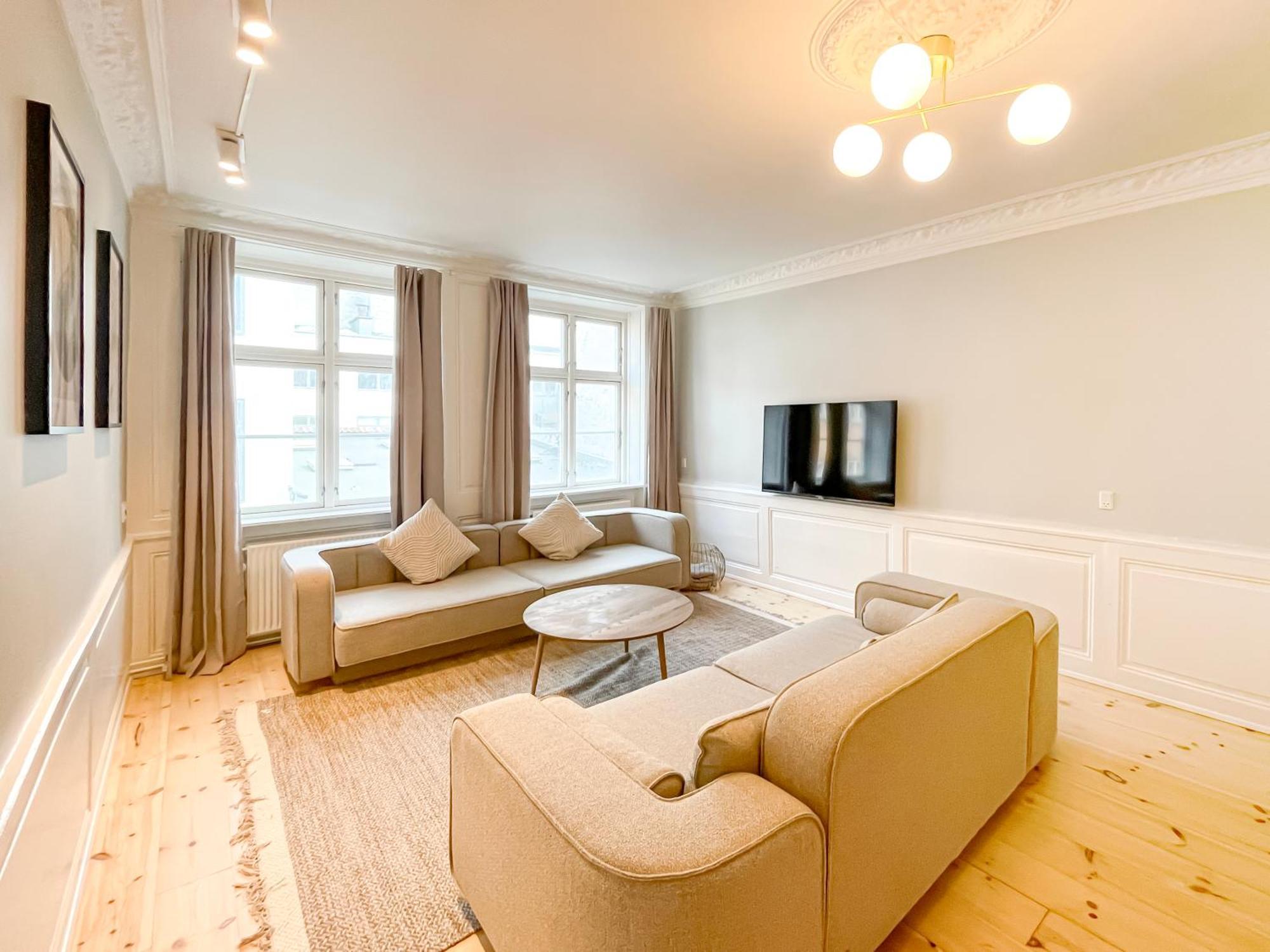 Big 4 Bedroom Flat With Bathtub By Cph Hall Square Lejlighed København