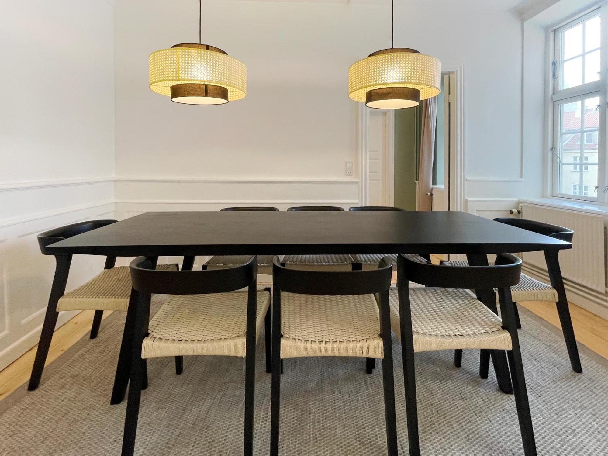 Apartment Big 4 Bedroom Flat With Bathtub By Cph Hall Square